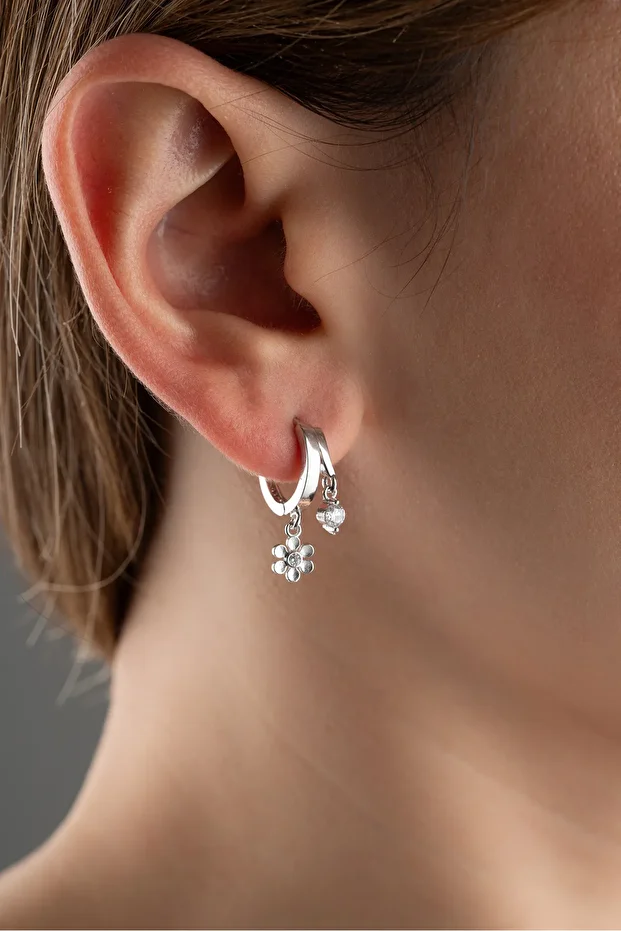 Gümüş Çift Çiçek Taşlı Küpe