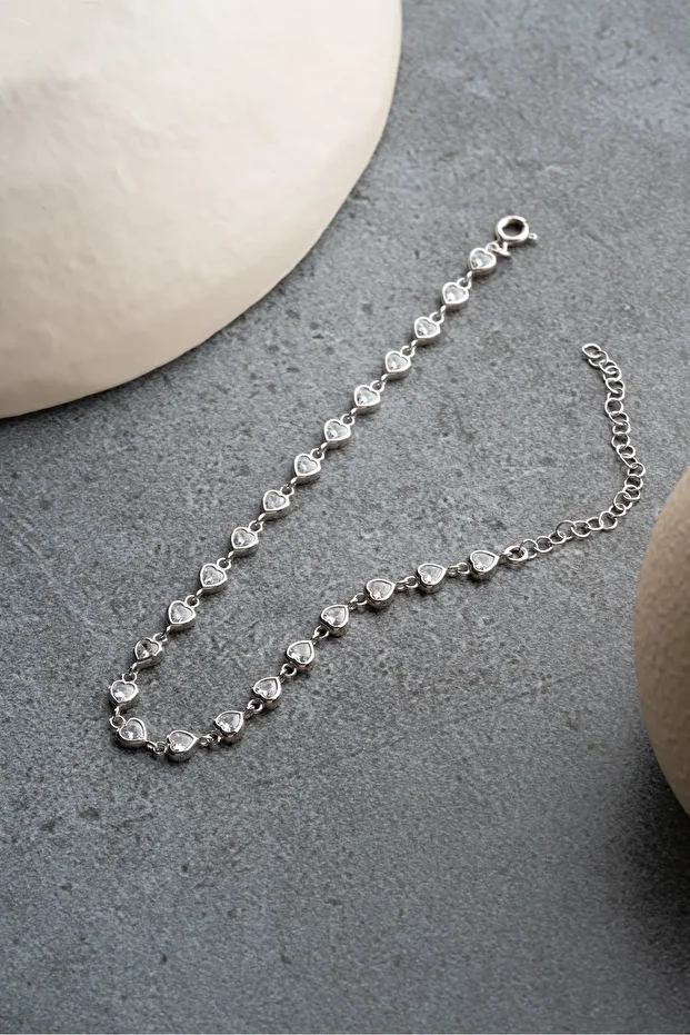 Gümüş Kalpli Beyaz Su Yolu Bileklik