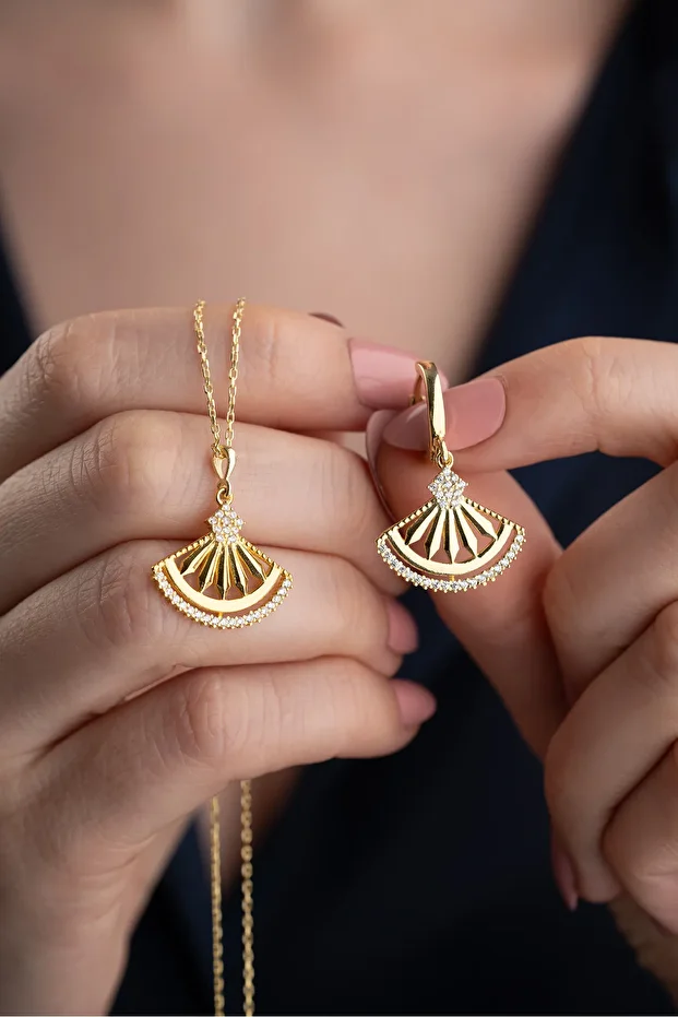 Gümüş Zirkon Taşlı Yelpaze (Kolye-Küpe) Set