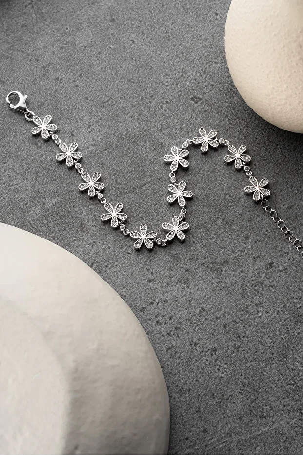 Gümüş Zirkon Taşlı Papatya Bileklik