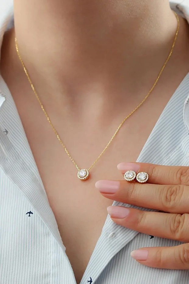 Gümüş Pırlanta Model Kolye Küpe Seti