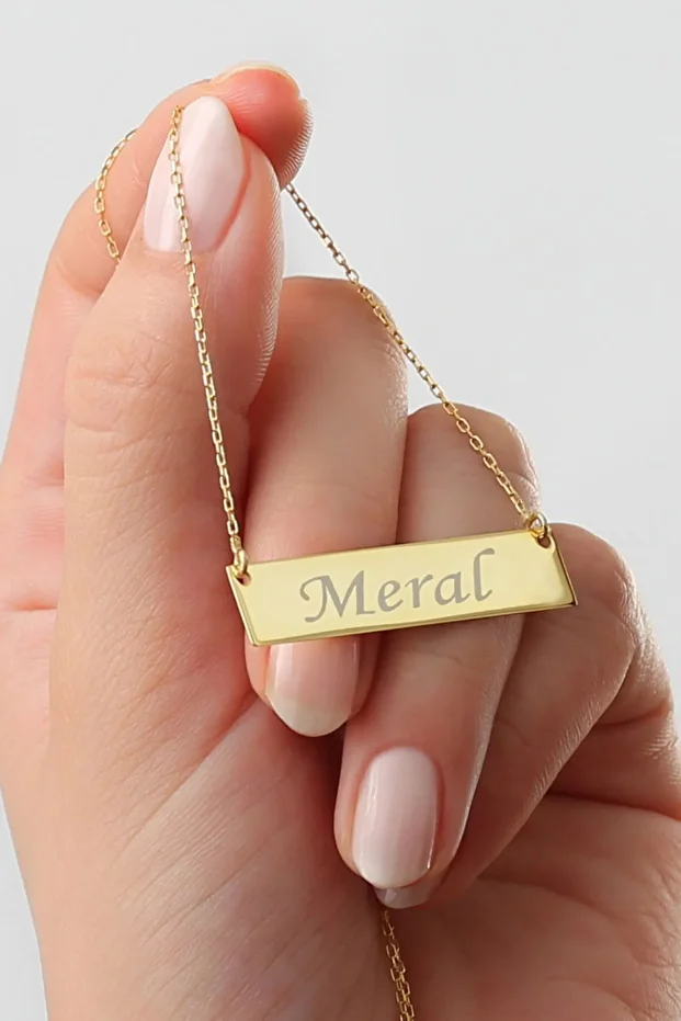 Gümüş Kişiye Özel Isimli Yatay Plaka Kolye