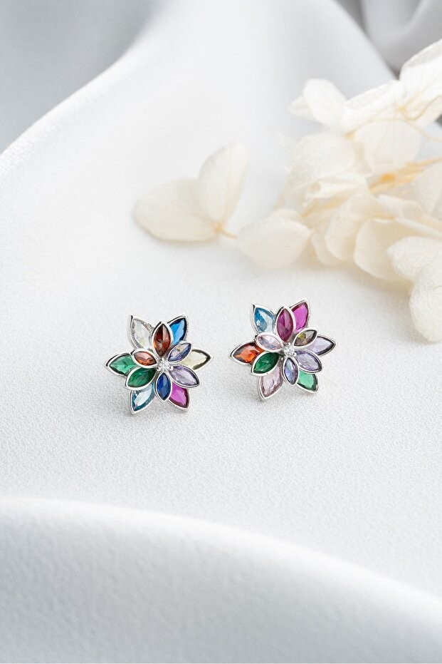 Gümüş Renkli Lotus Çiçeği Küpe