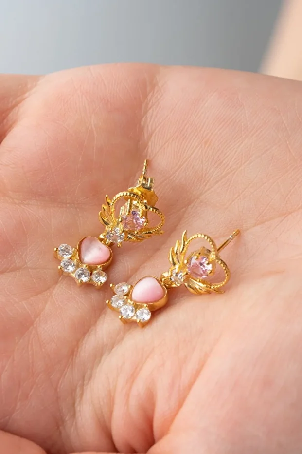 Gümüş Kanatlı Kalp Küpe