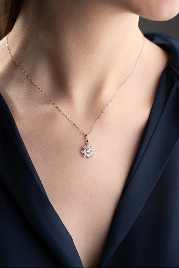Gümüş Işıklı Kutu Pembe Taşlı Lotus Kolye