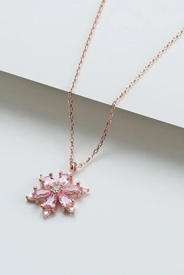 Gümüş Lotus Çiçeği Kolye