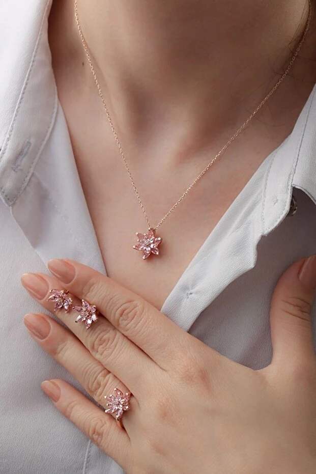 Gümüş Lotus Çiçeği Takı Seti