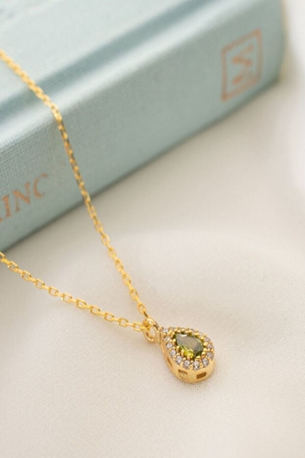 Gümüş Ağustos Ayı Doğum Taşı ( Peridot ) Damla Kolye