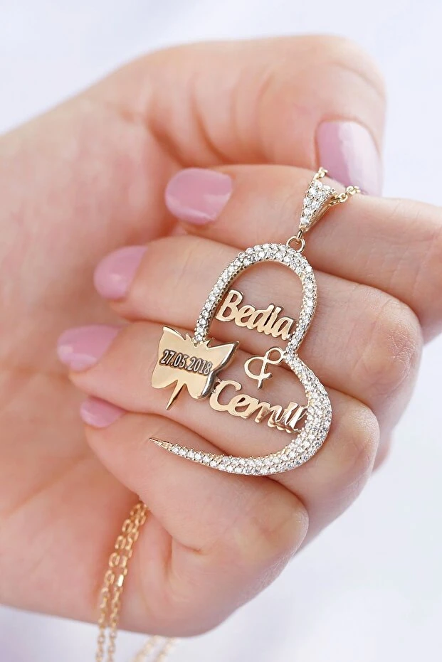 Gümüş Isimli Tarihli Kelebekli Kalp Kolye