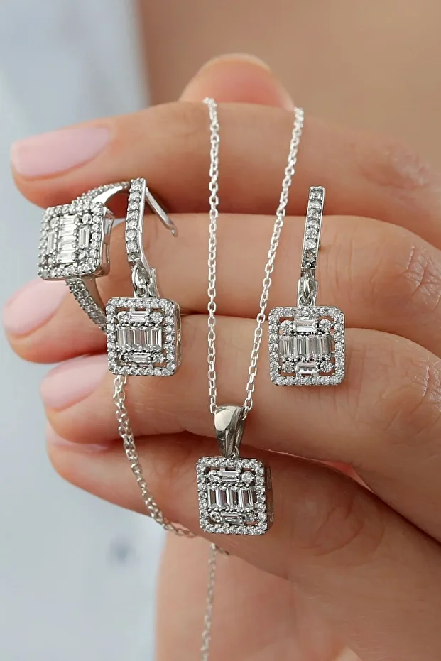 Gümüş Baget Taşlı Takı Set
