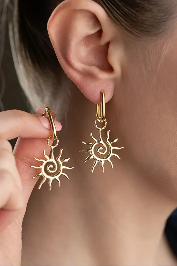 Gümüş Güneş Küpe