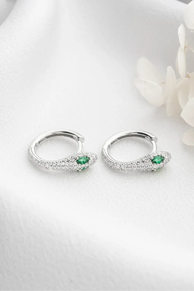 Gümüş Yılan Küpe