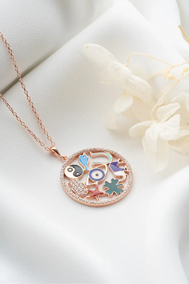 Gümüş Figürlü Şans Kolye