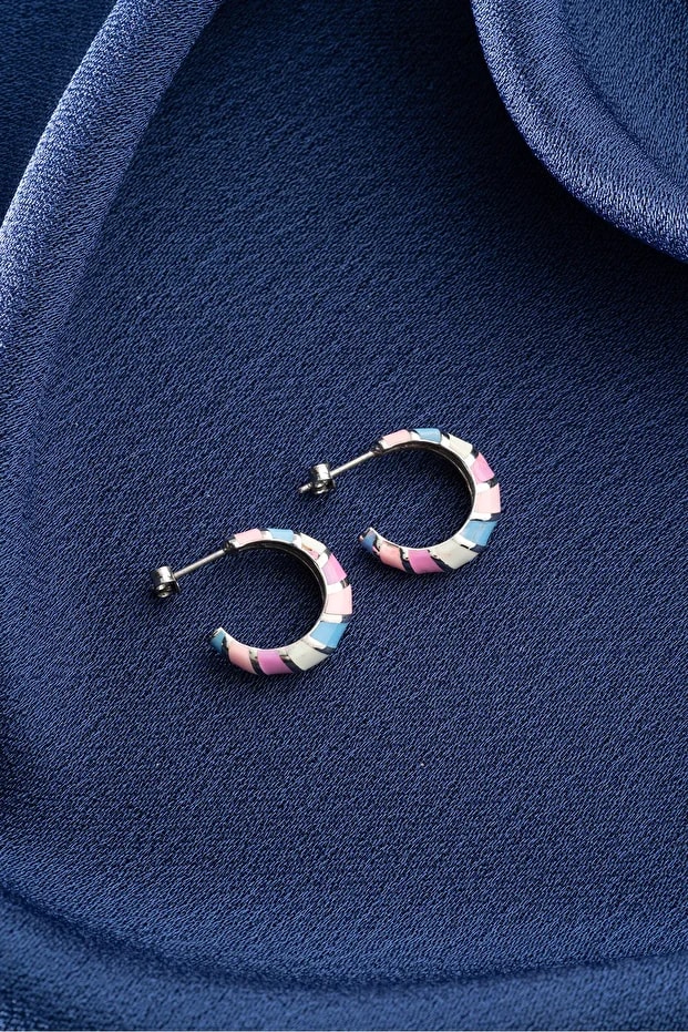 Gümüş Mineli Çivili Küpe