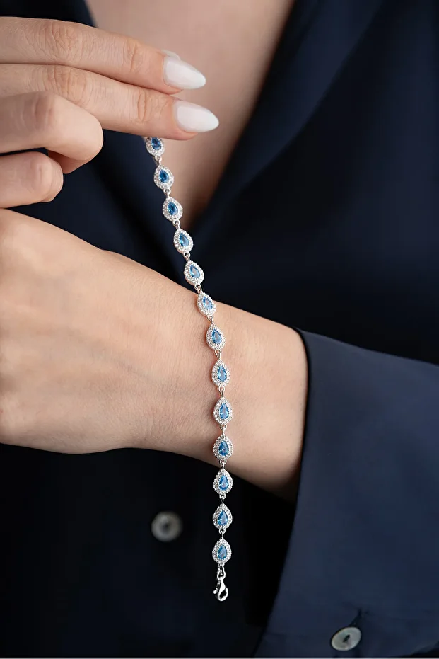 Gümüş Su Yolu Damla Aqua Taşlı Bileklik