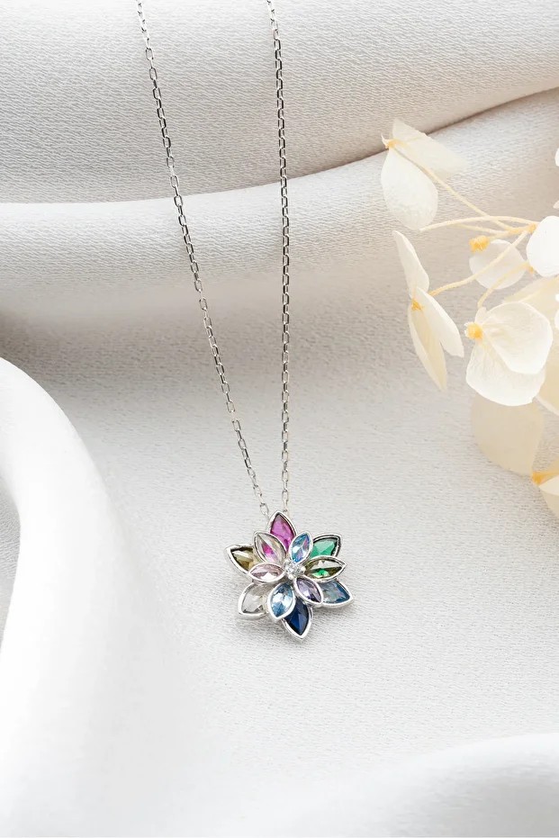 Gümüş Işıklı Kutu Renkli Lotus Kolye