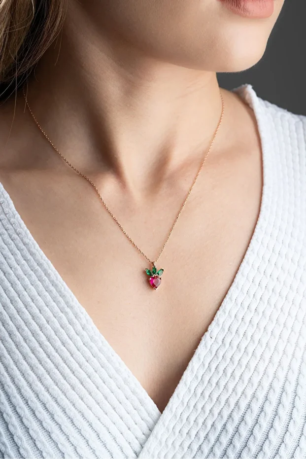 Gümüş Çilek Kolye