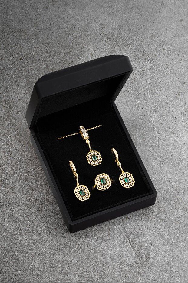 Gümüş Işıklı Kutuda Serenay Set Takım