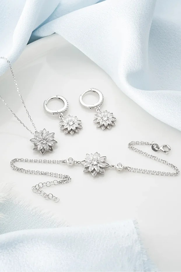 Gümüş Lotus Çiçeği Takı (Kolye-Küpe-Bileklik) Seti