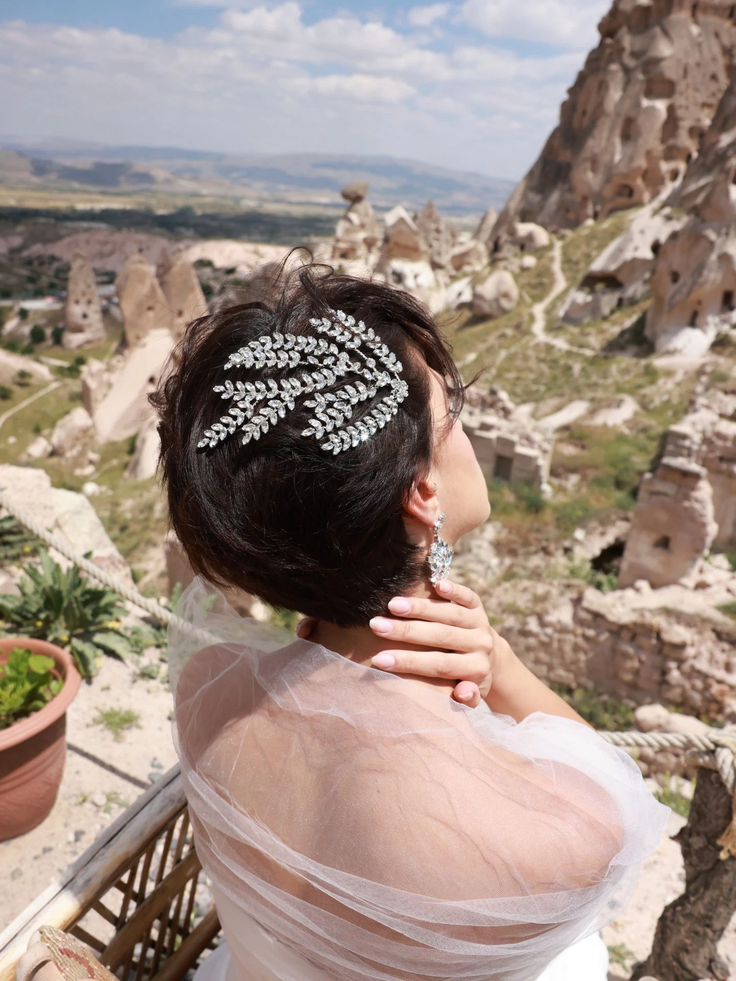 Yaprak Motifli Saç Tokası