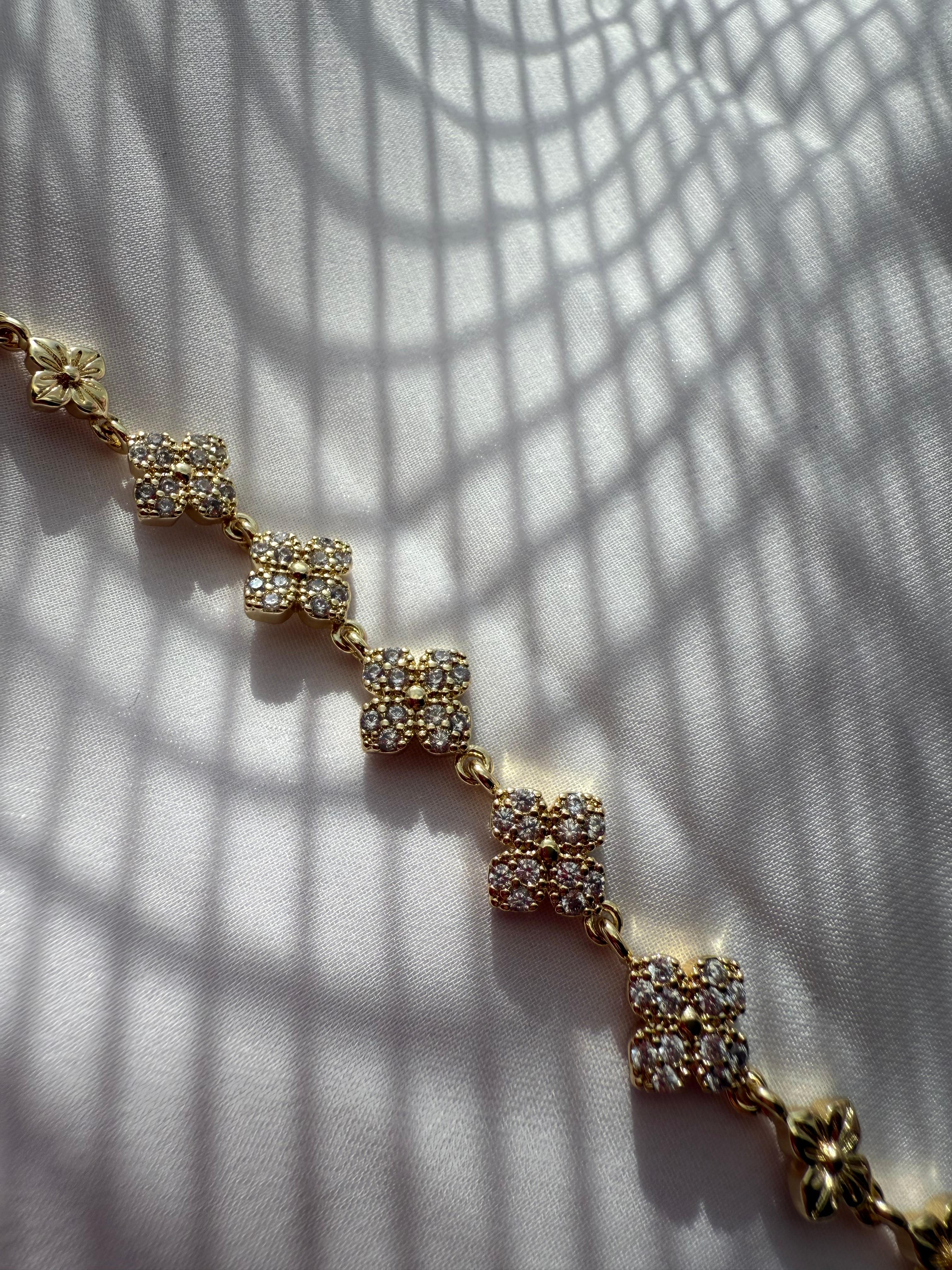 GOLDIE DAISY BİLEKLİK