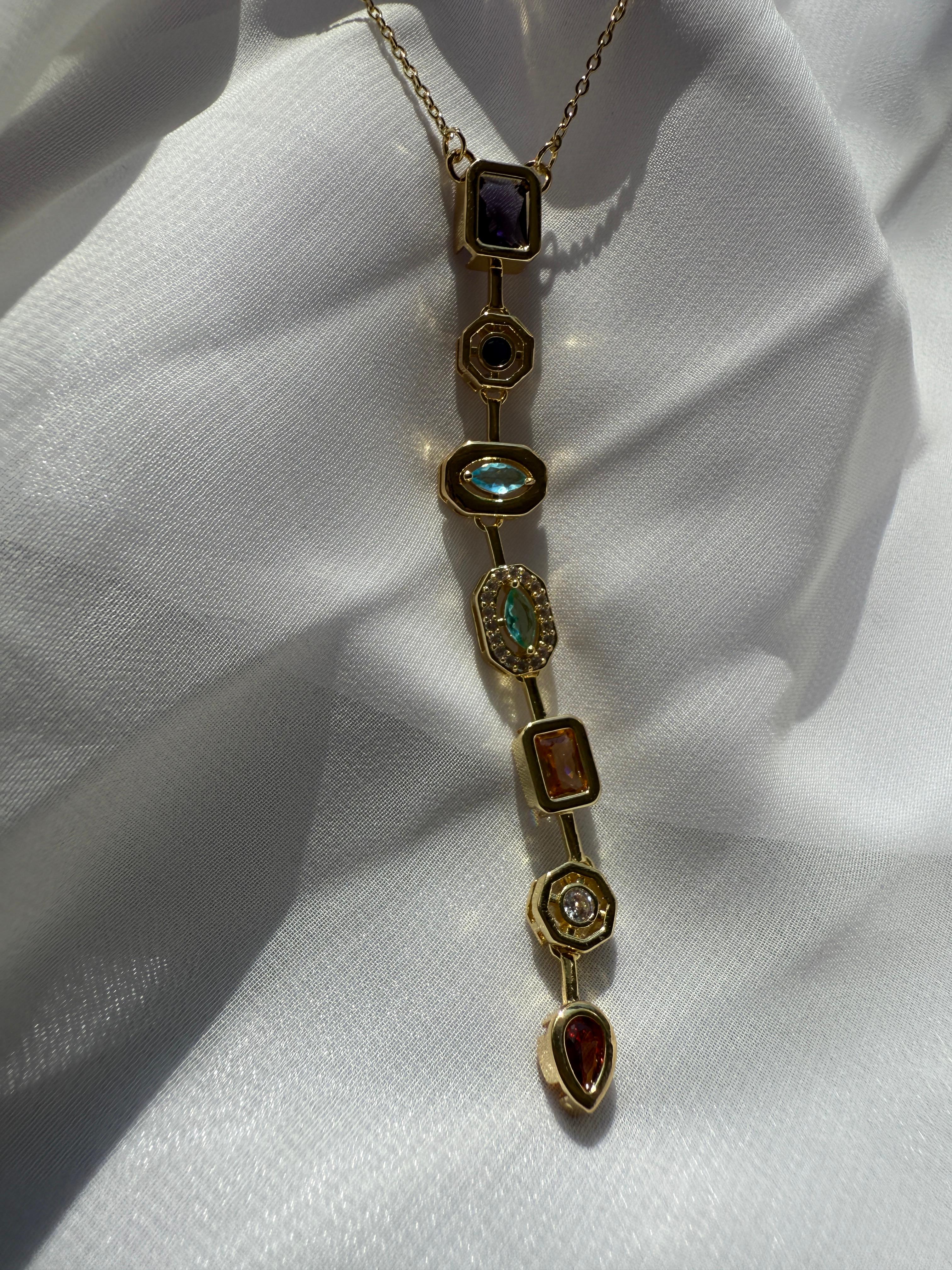 GEMSTONE Y KOLYE