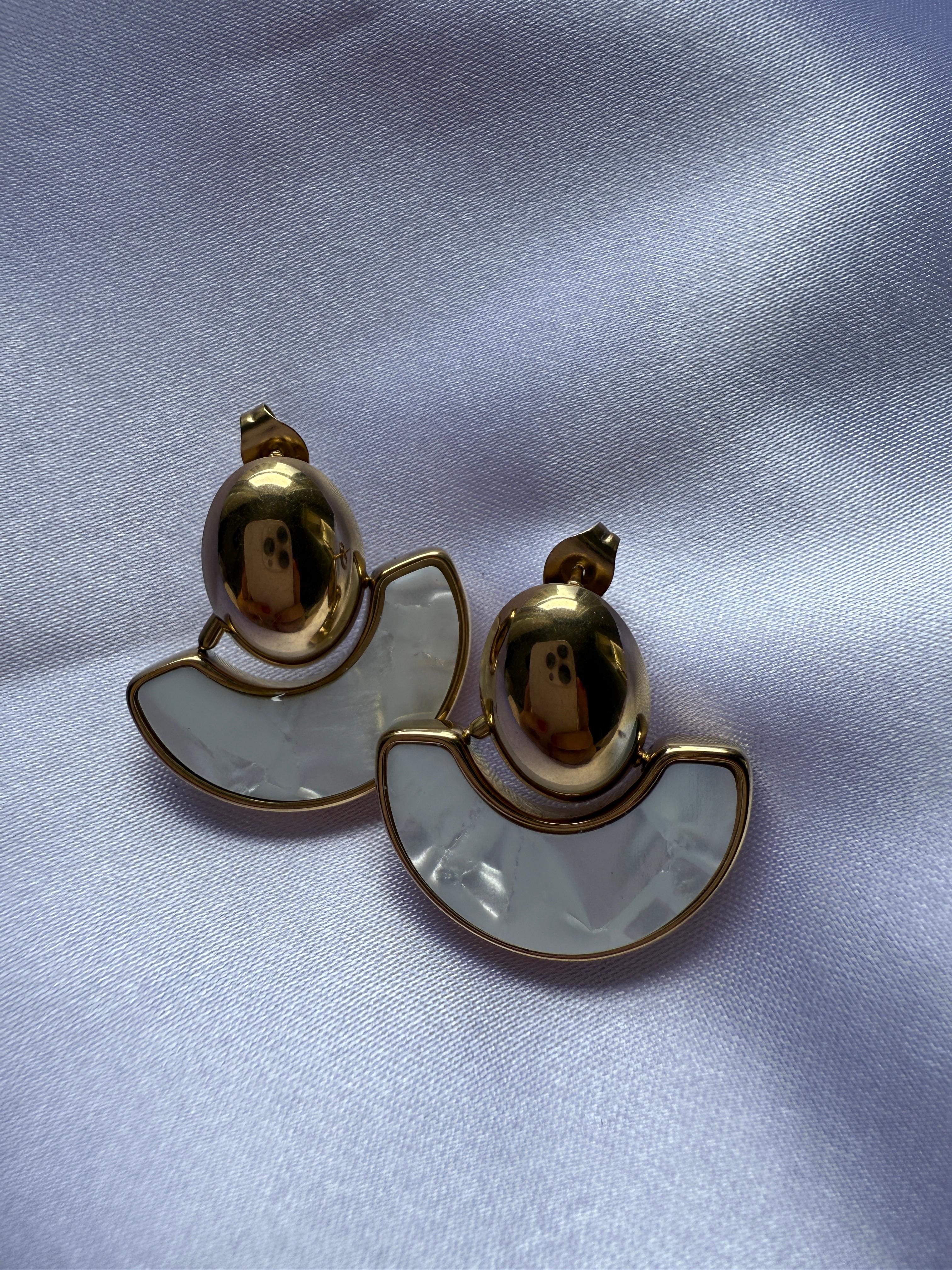 GOLD MOON KÜPE