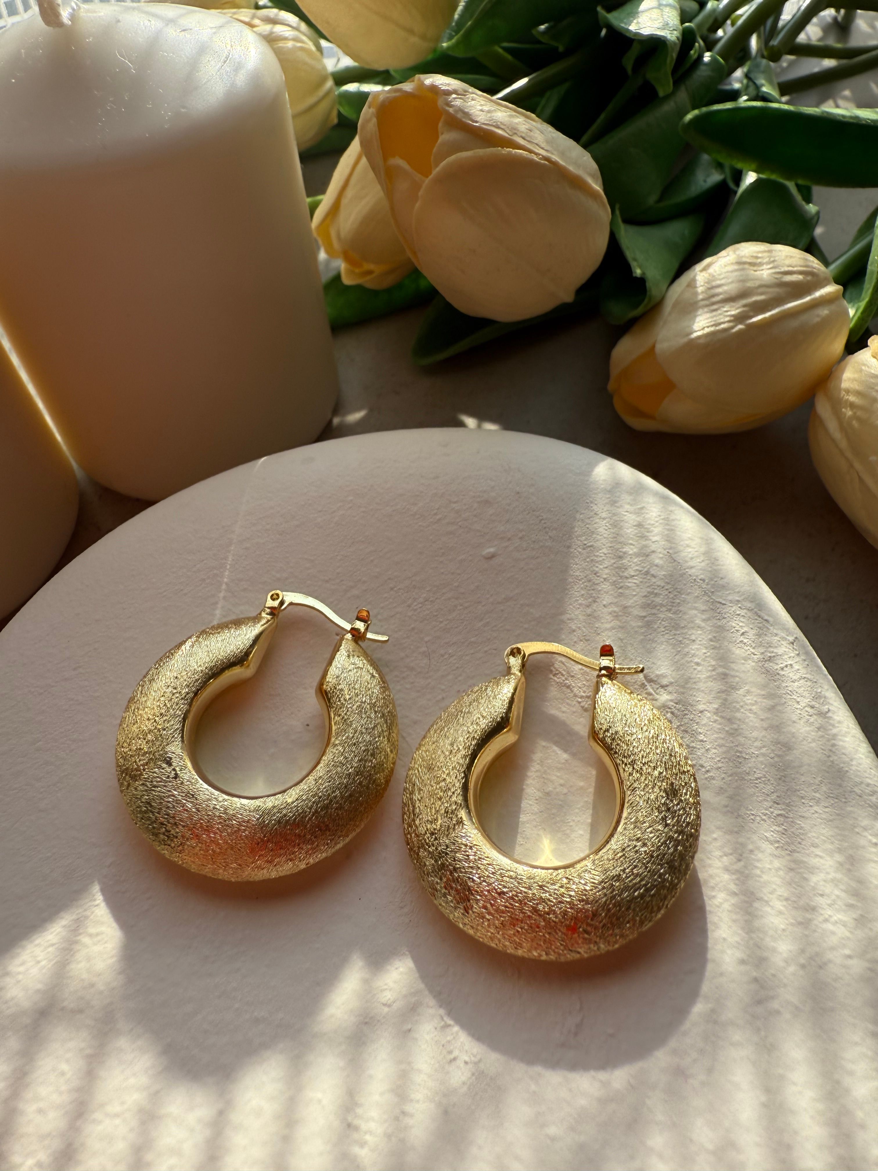 MAT GLOW GOLD