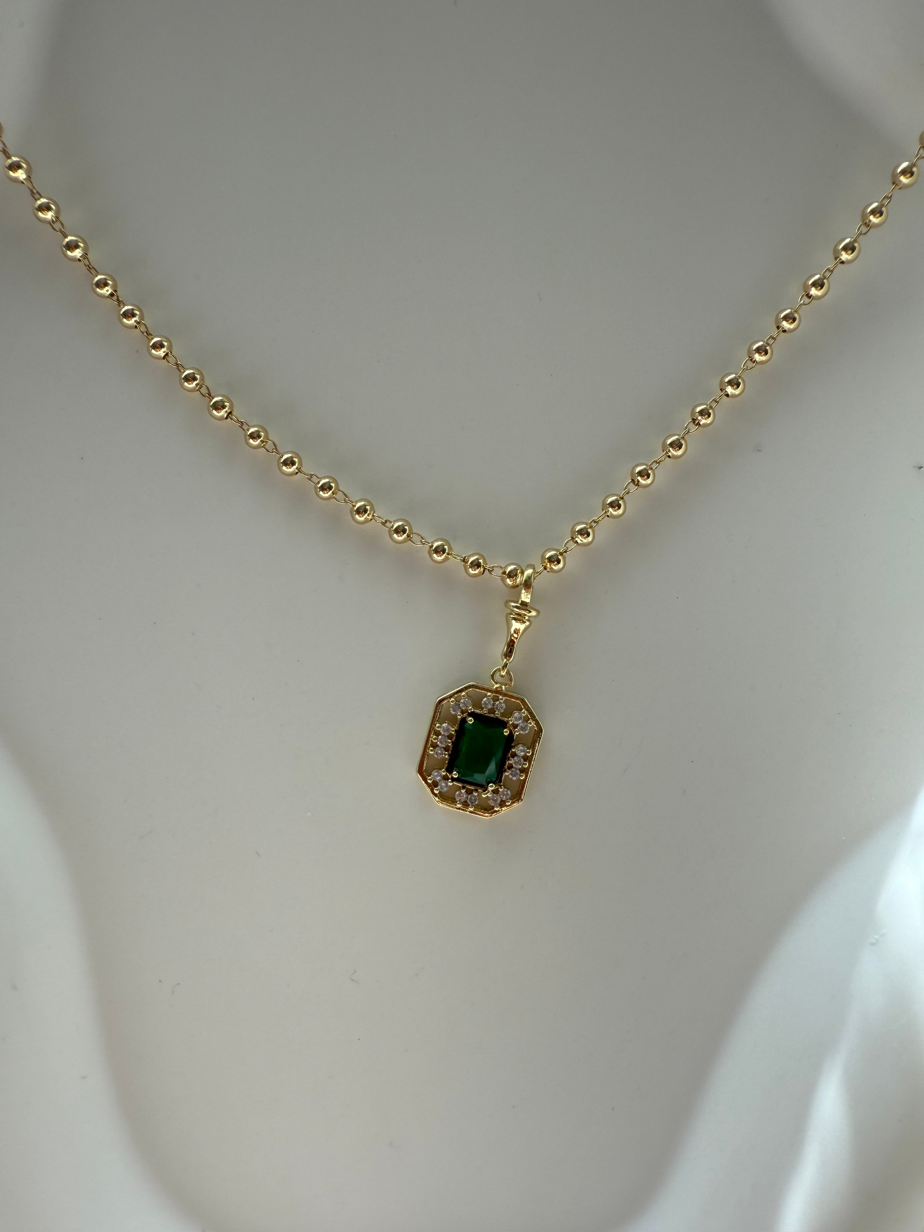 EMERALD KOLYE