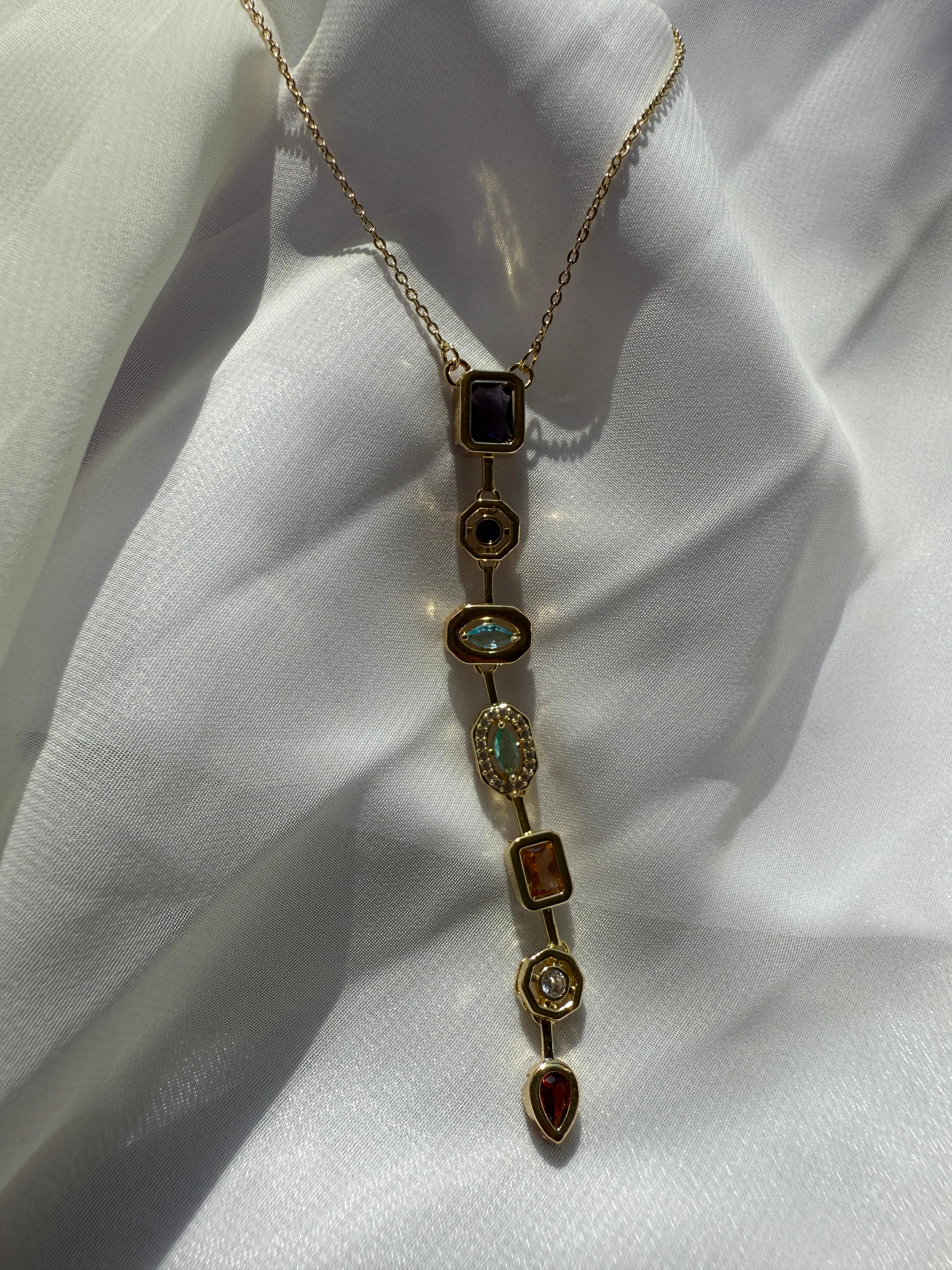 GEMSTONE Y KOLYE