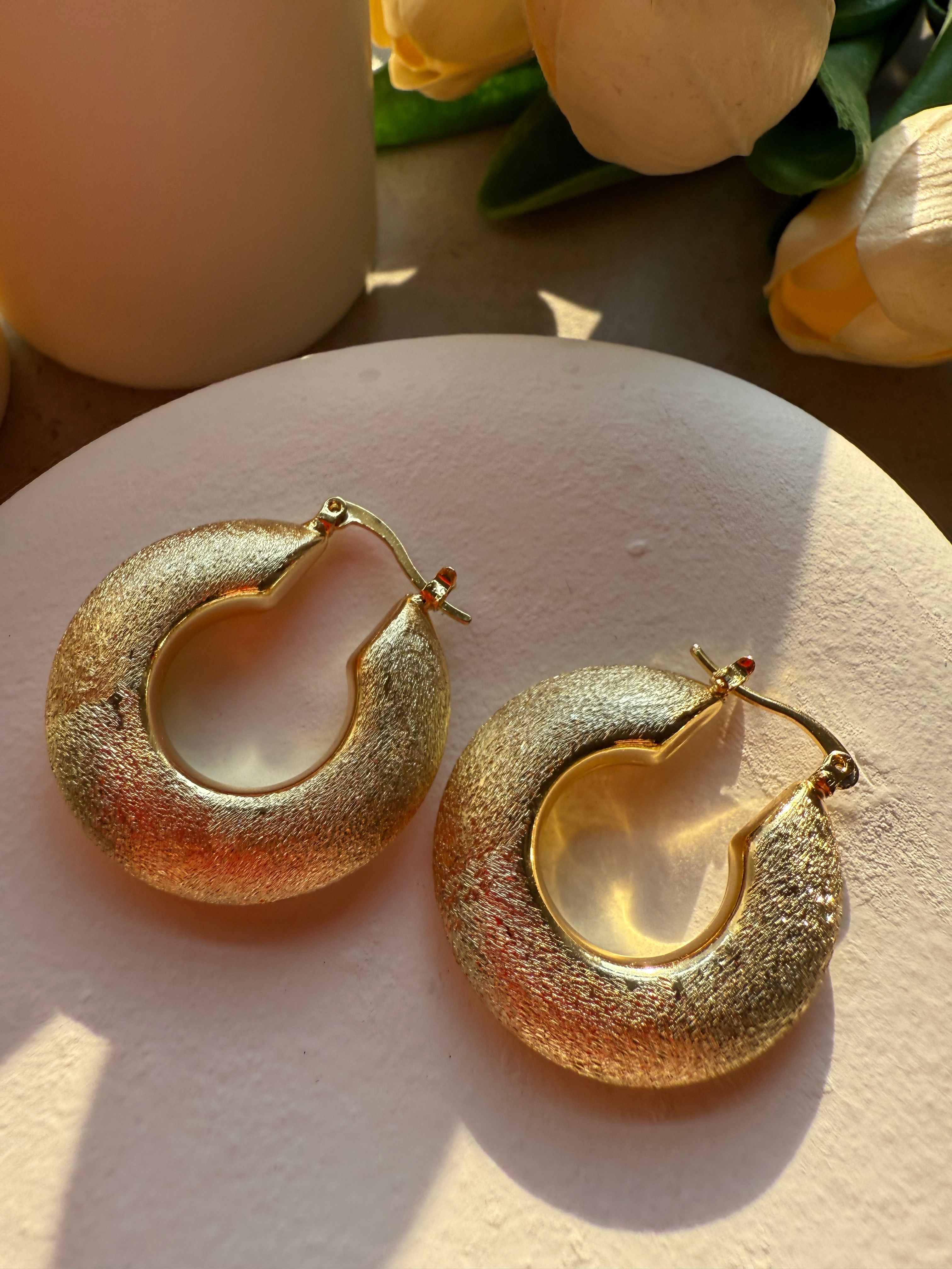 MAT GLOW GOLD
