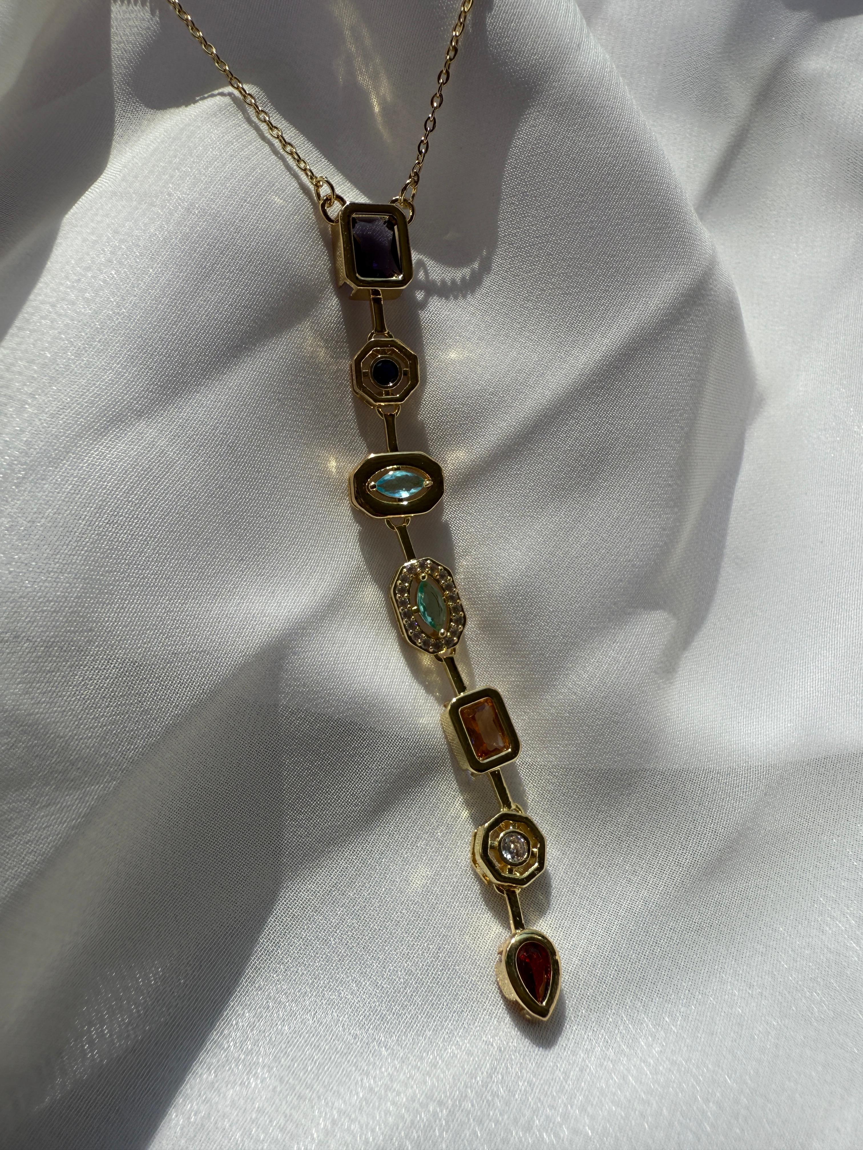 GEMSTONE Y KOLYE