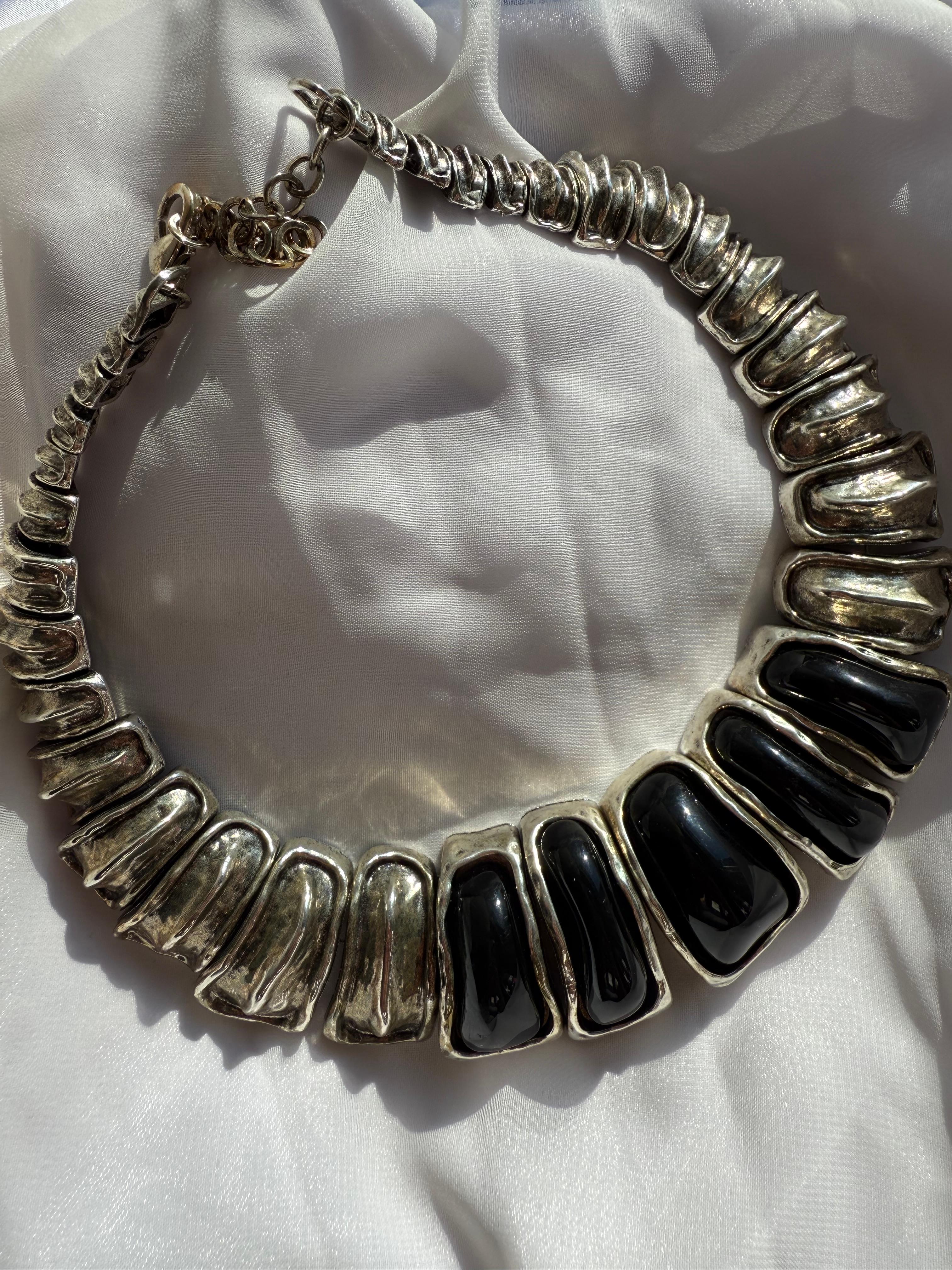 ANTIQUE KOLYE