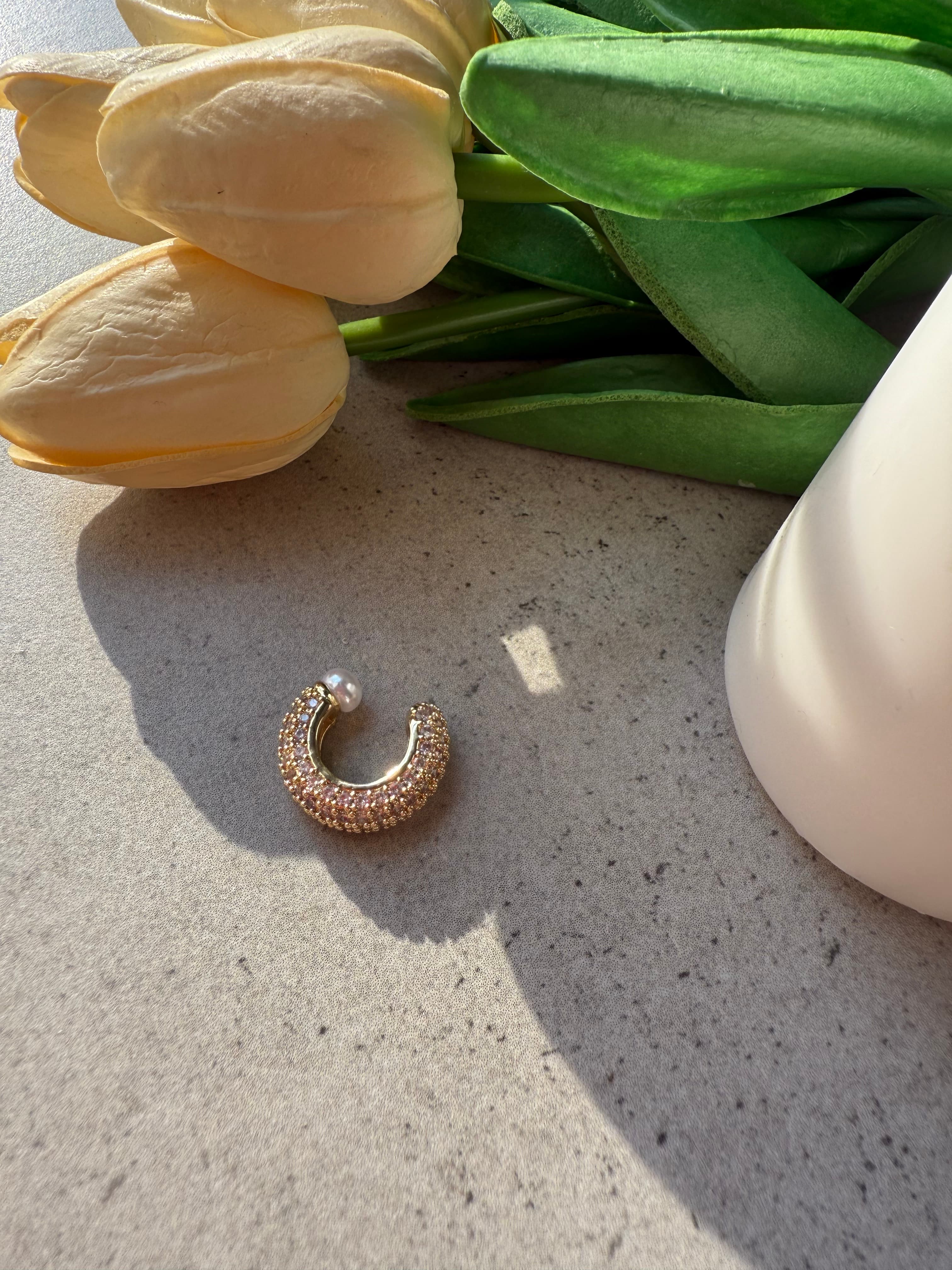 CRYSTAL EARCUFF