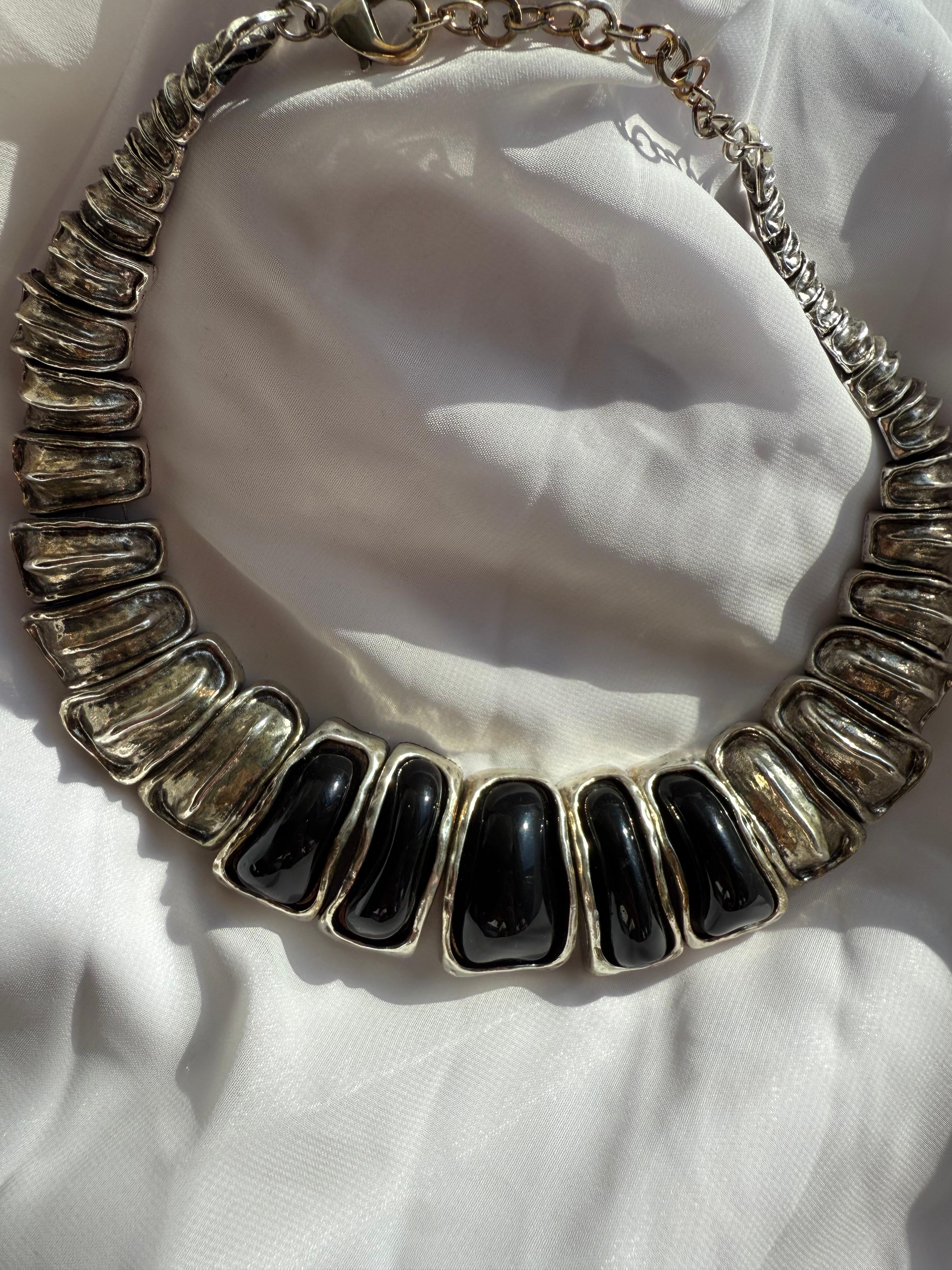 ANTIQUE KOLYE
