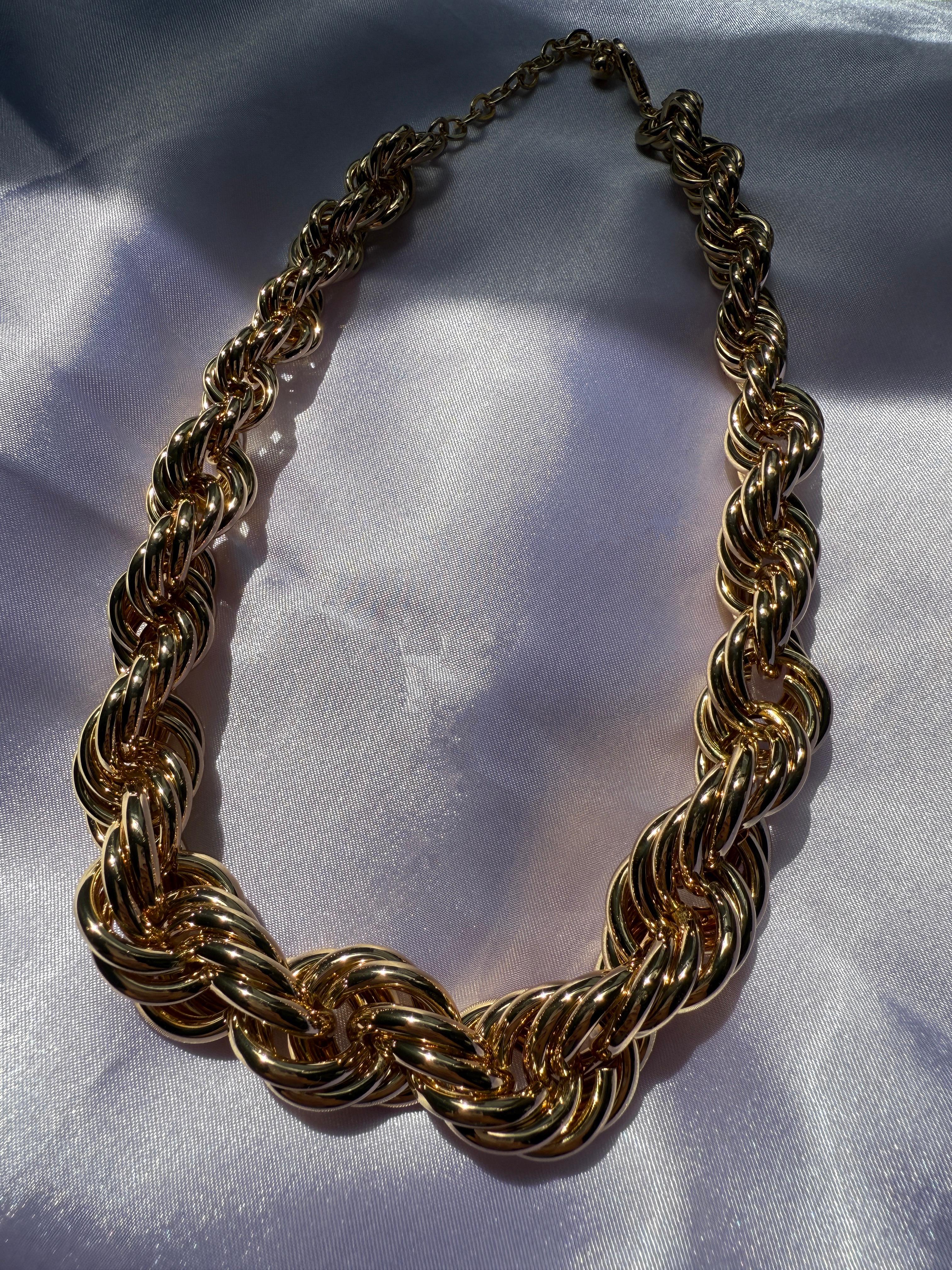 SPIRAL KOLYE