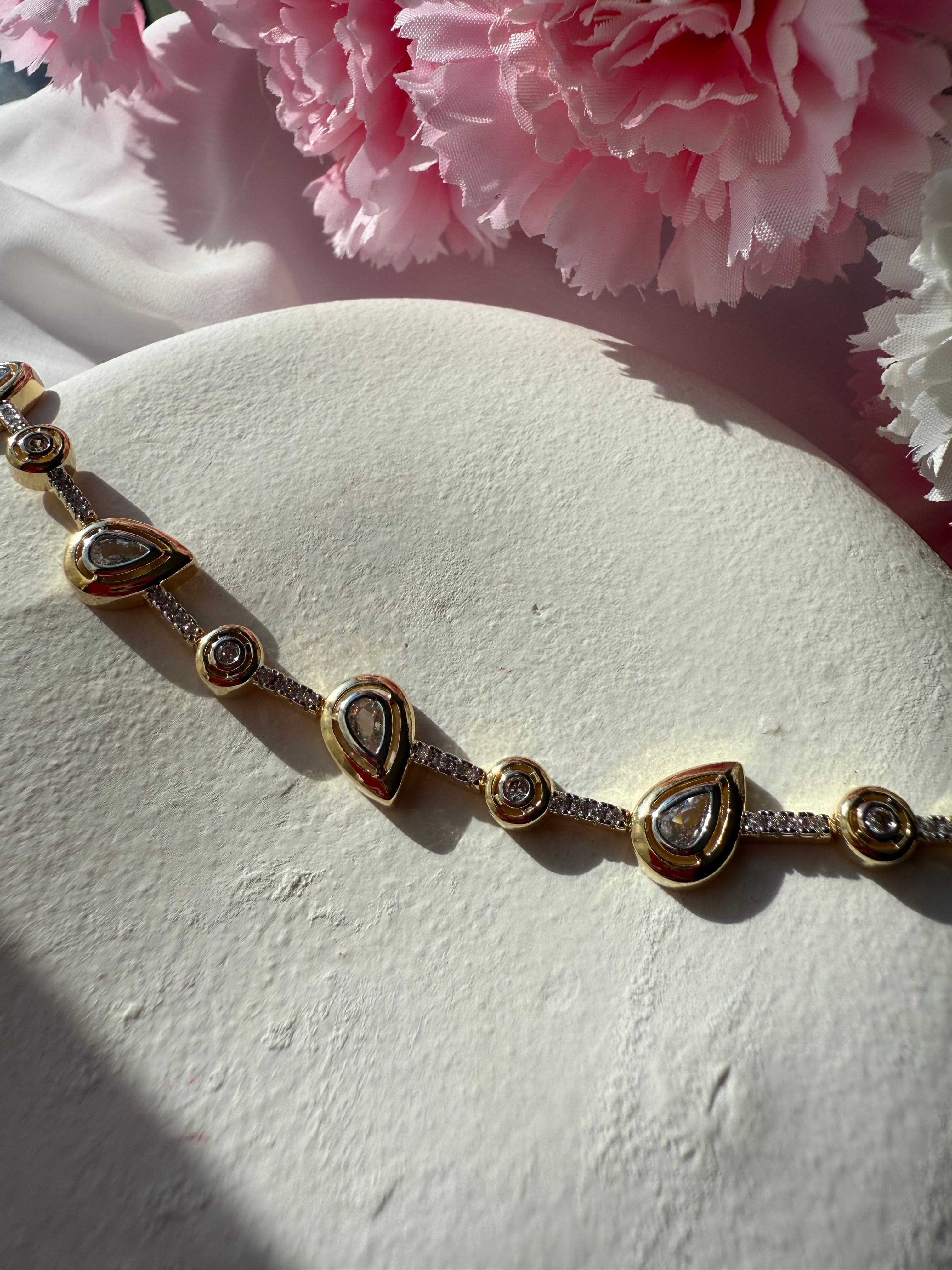 GOLDEN DRIP BİLEKLİK