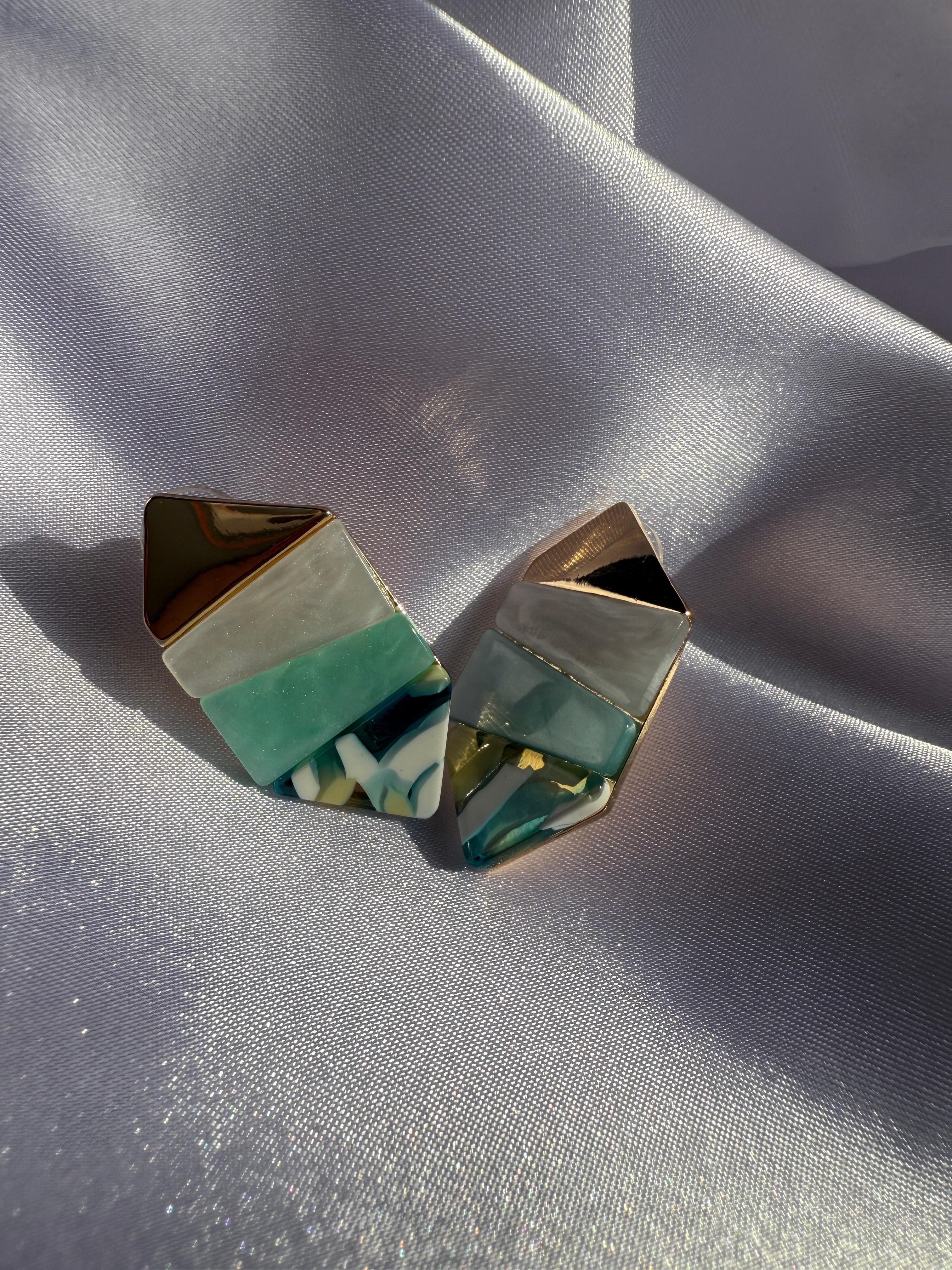TRIANGLE AQUA GREEN KÜPE
