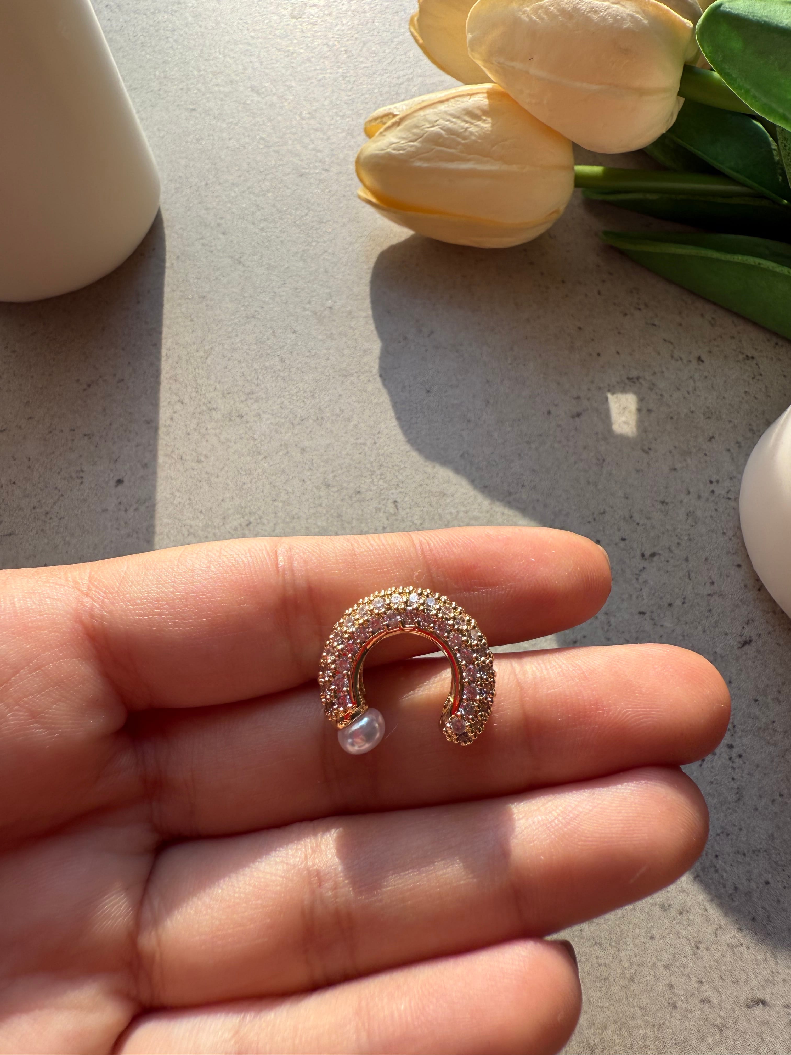 CRYSTAL EARCUFF