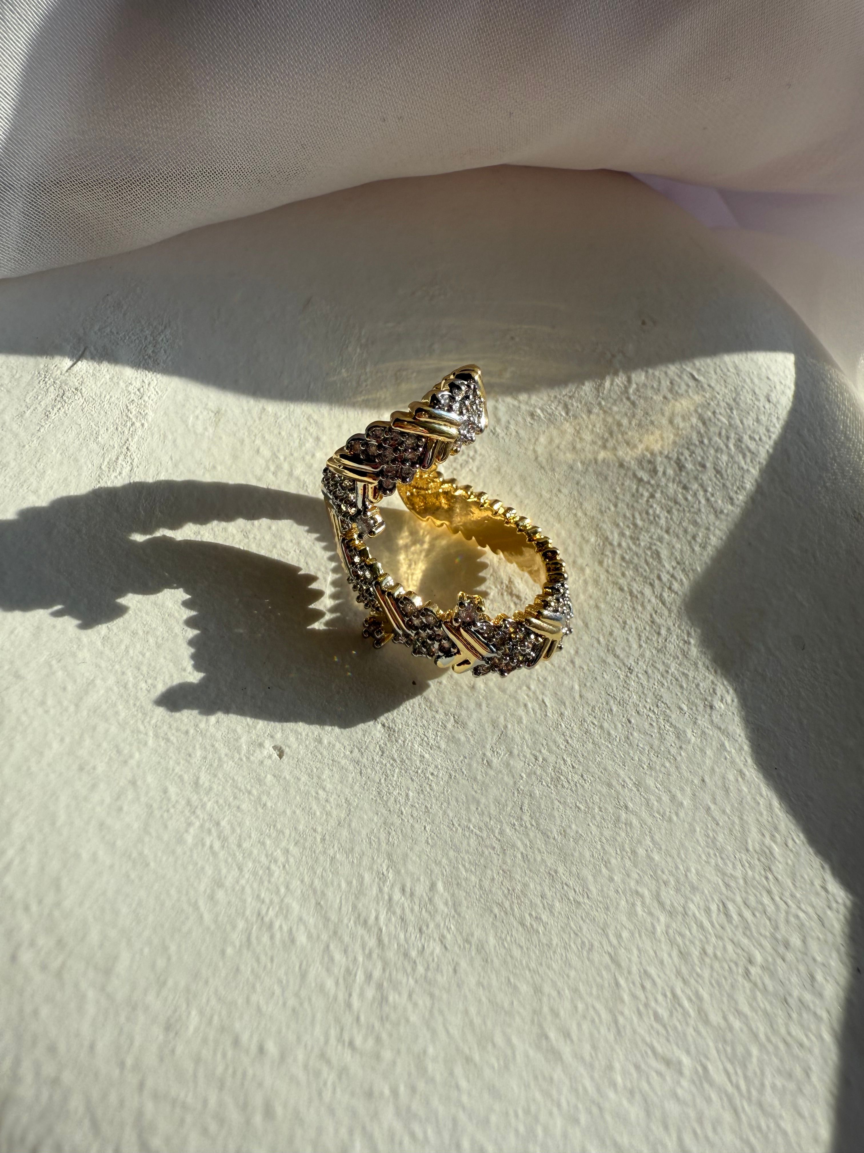 CELESTIAL CURVE EARCUFF