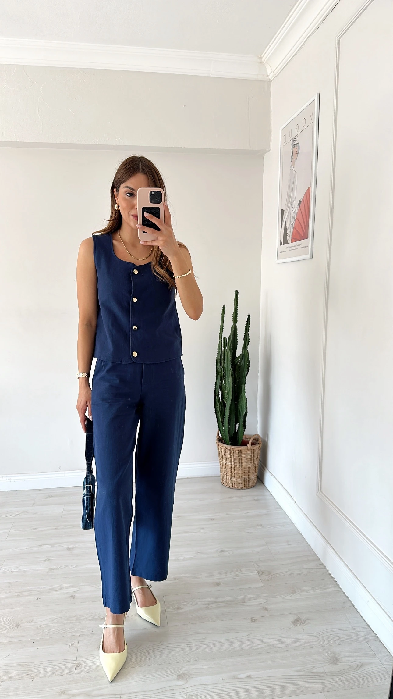 Keten Dokulu Yelekli Takım