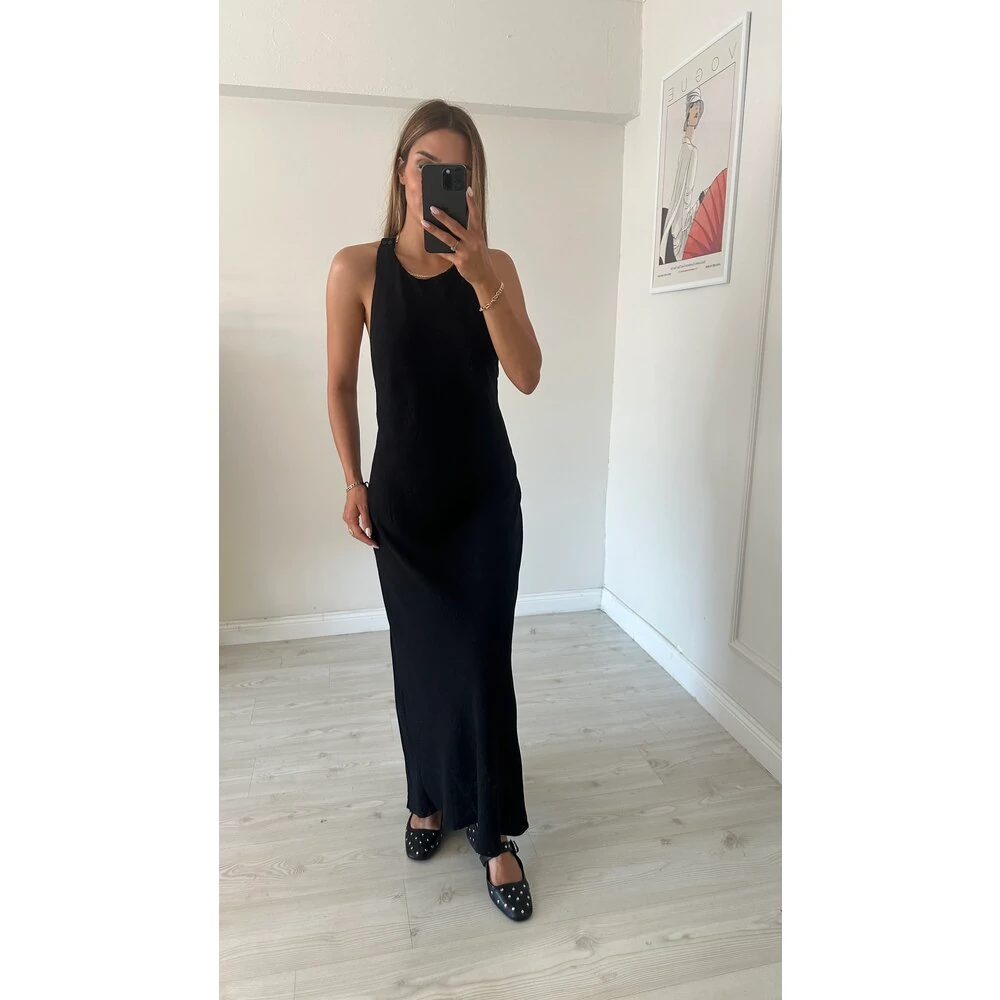 Sırt Dekolteli Keten Elbise Siyah