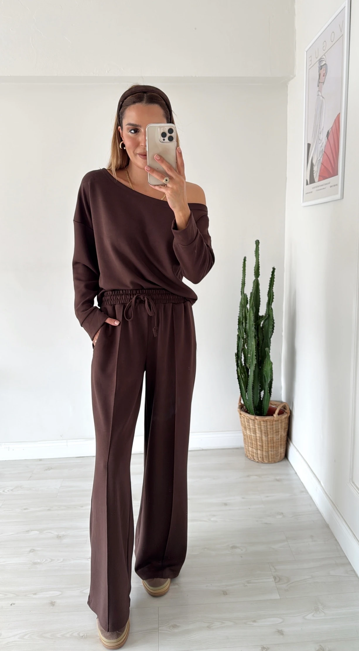 Kayık Yaka Modal Takım Kahve