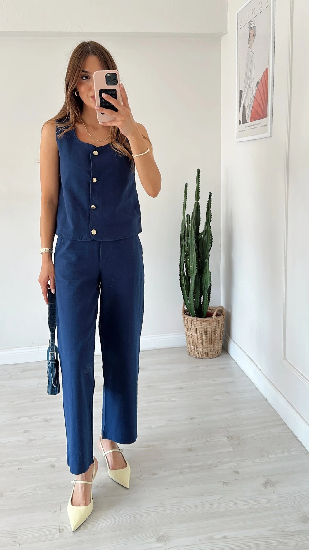 Keten Dokulu Yelekli Takım