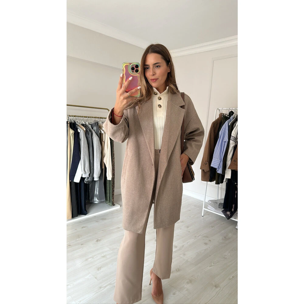 Tek Düğmeli İnce Kaban