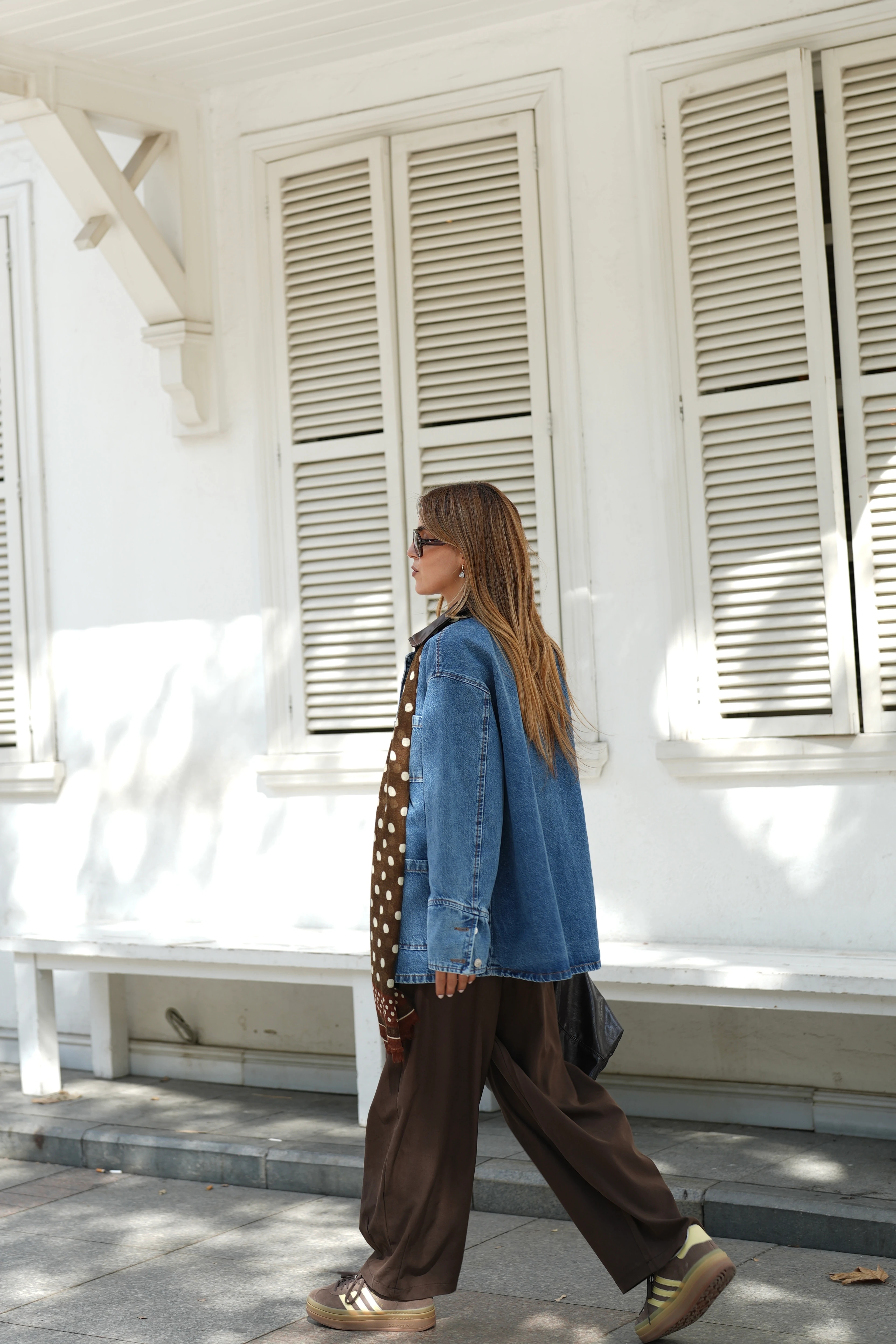 Deri Yakalı Denim Ceket