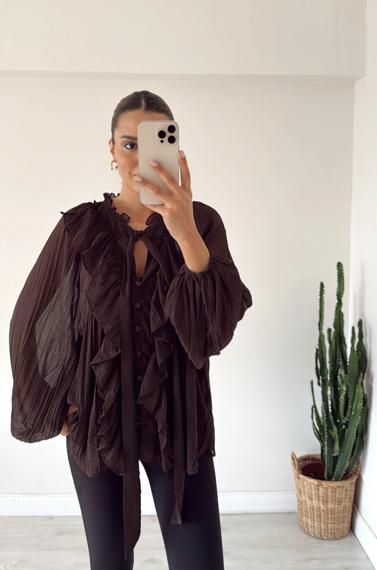 Fırfırlı Tül Gömlek