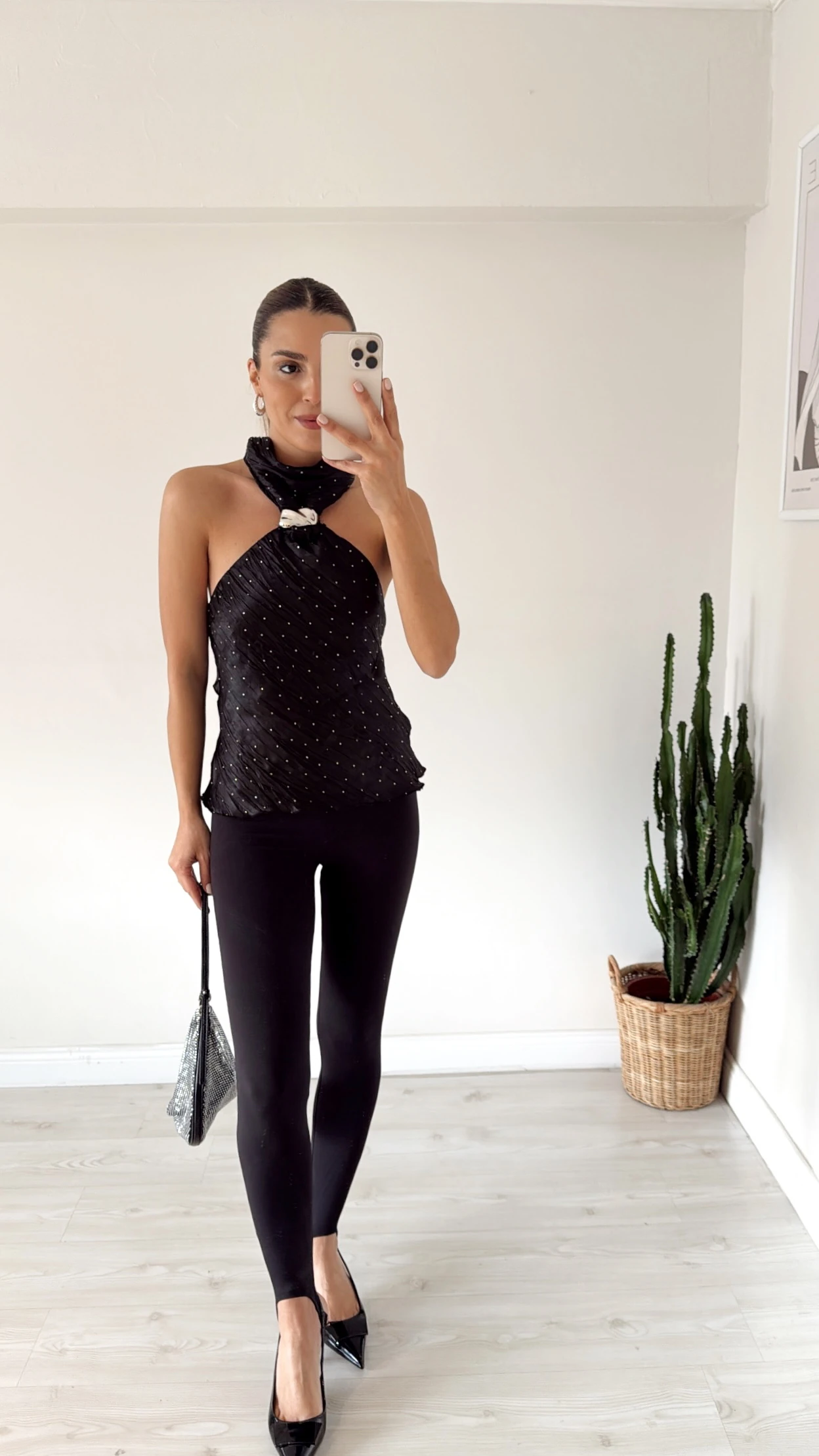 Taşlı Sırt Dekolteli Bluz