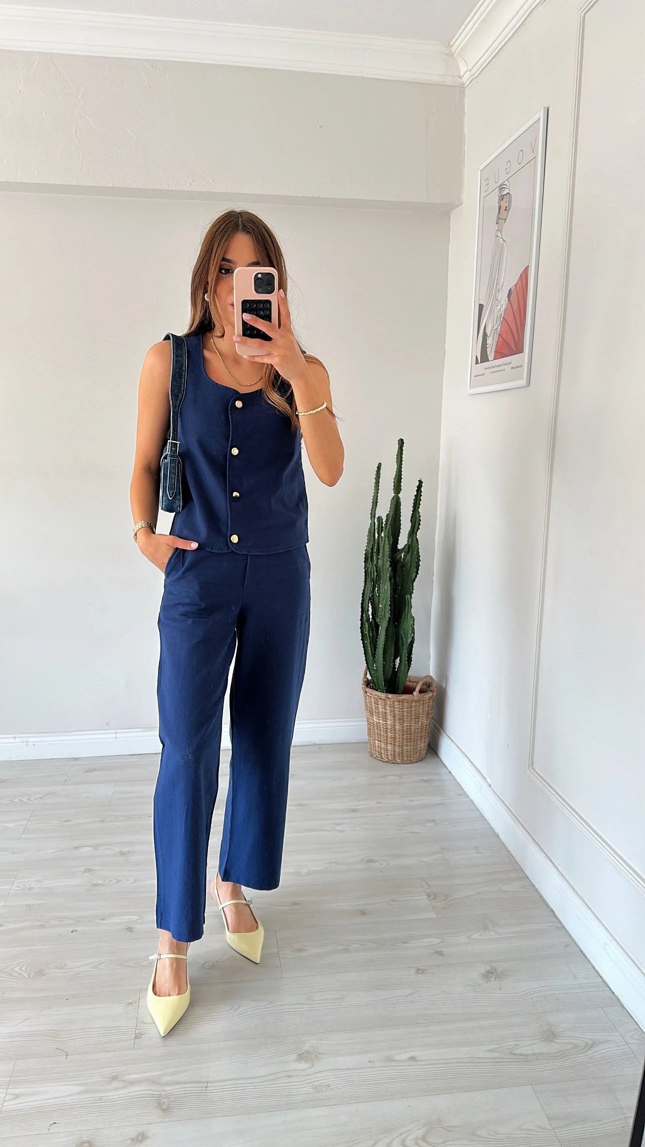 Keten Dokulu Yelekli Takım