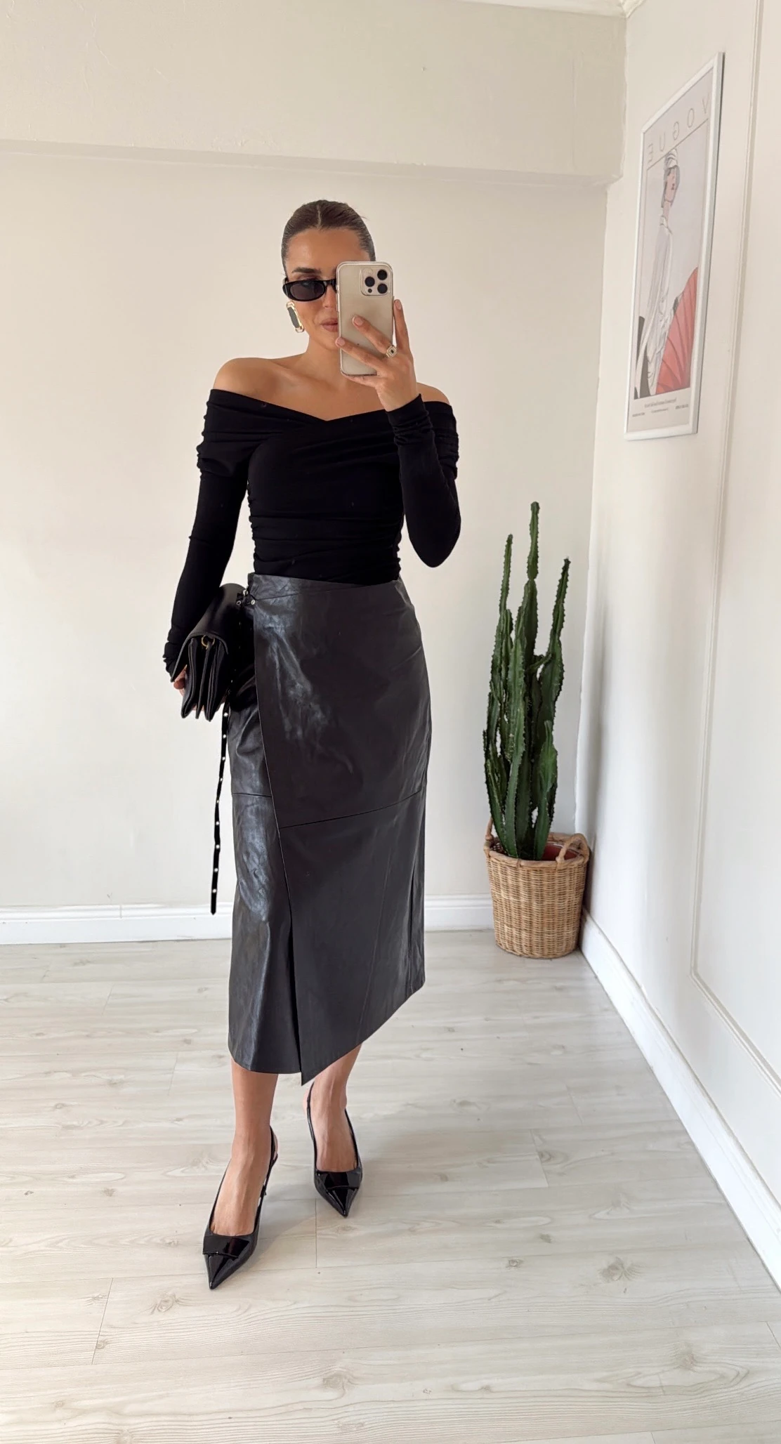 Kruvaze Deri Etek Siyah